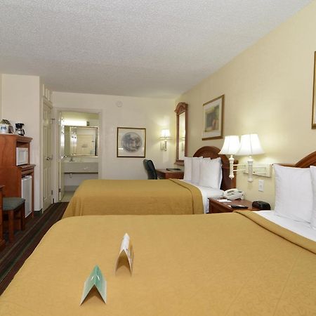 Quality Inn & Suites Biltmore East Asheville Dış mekan fotoğraf