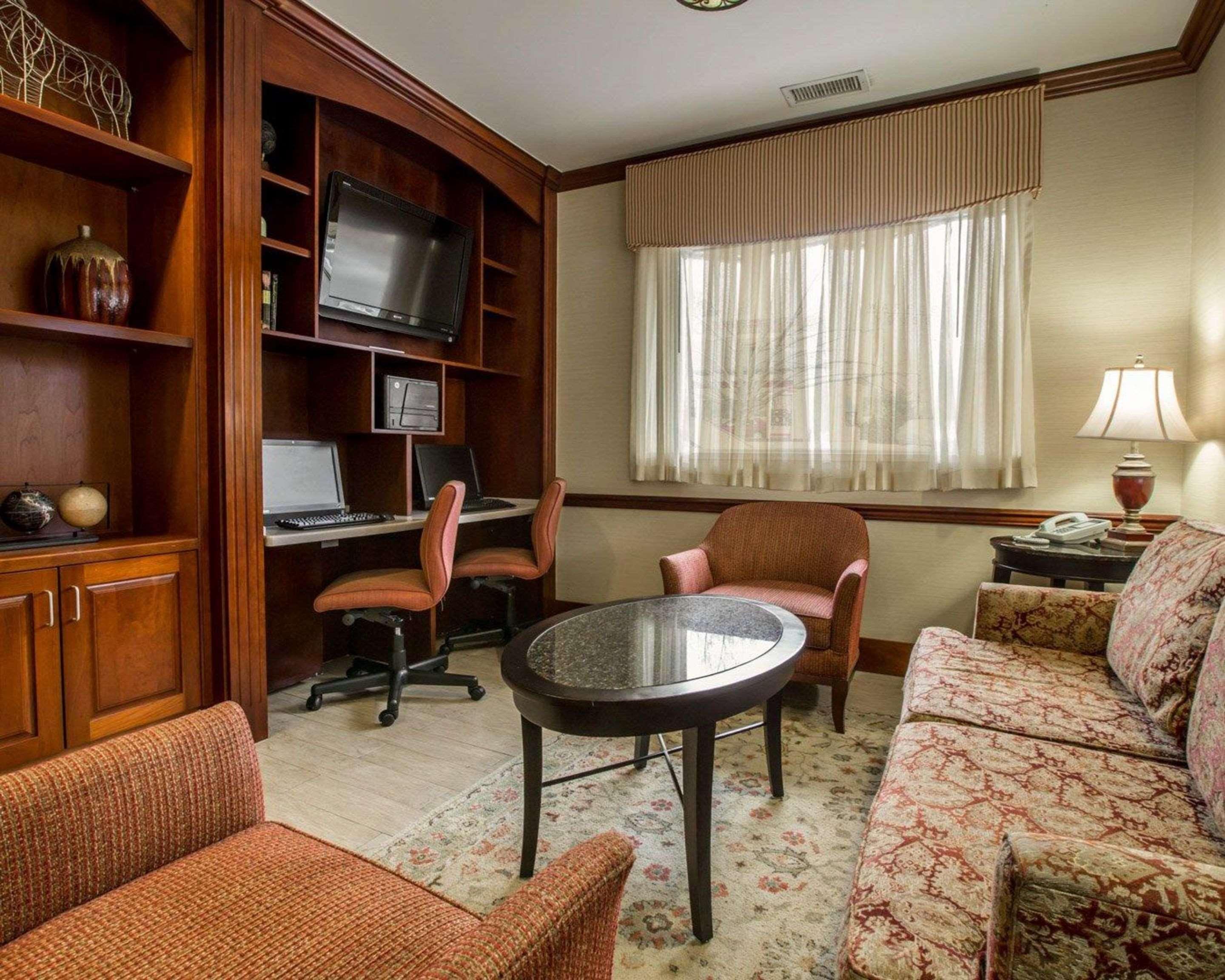 Quality Inn & Suites Biltmore East Asheville Dış mekan fotoğraf