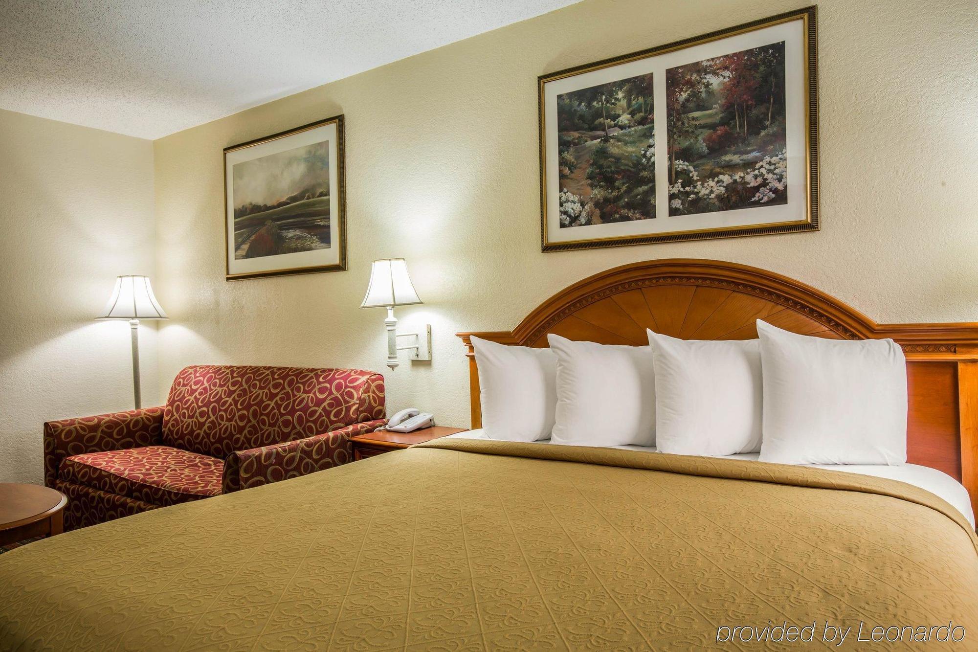 Quality Inn & Suites Biltmore East Asheville Dış mekan fotoğraf