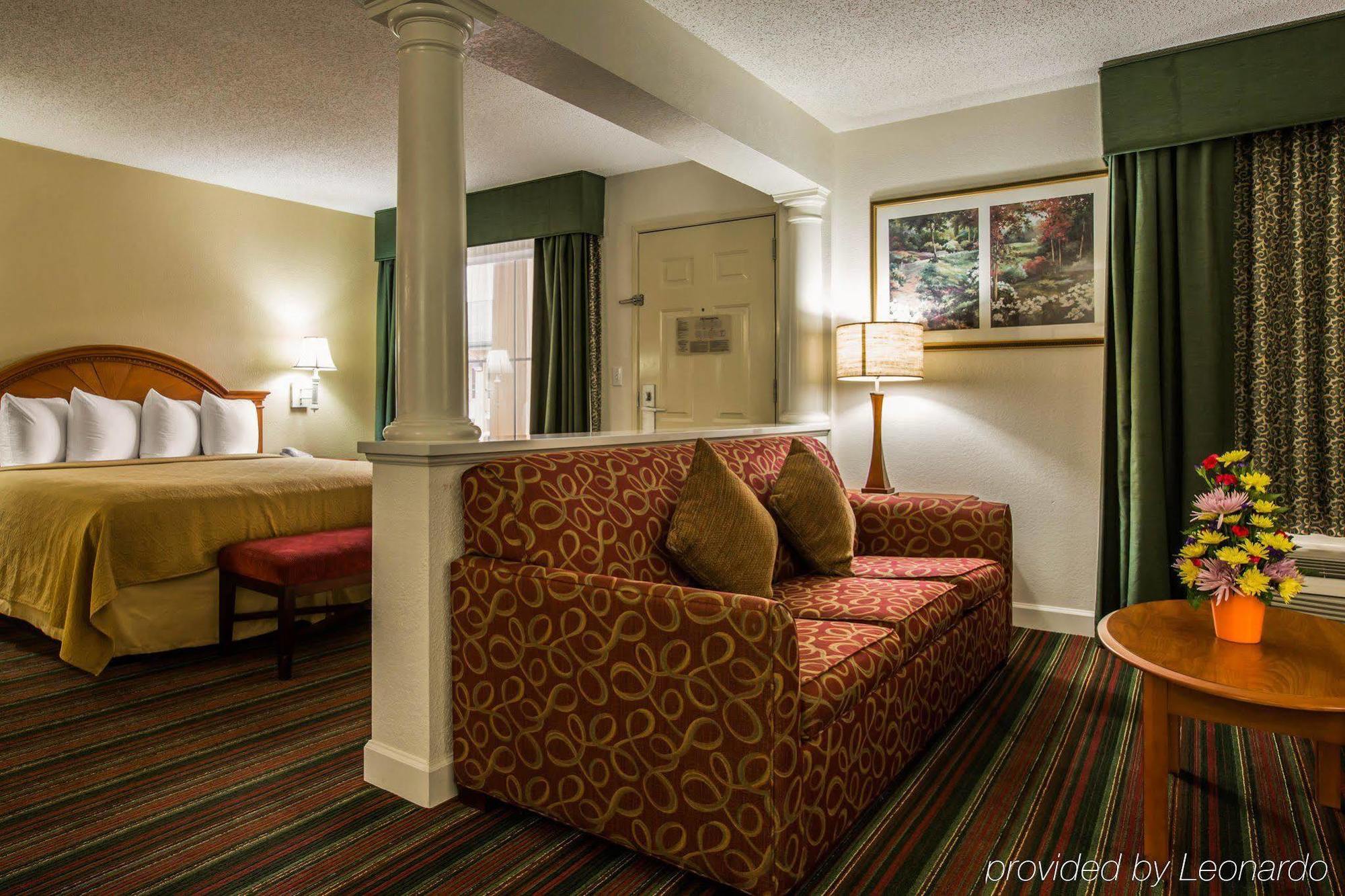 Quality Inn & Suites Biltmore East Asheville Dış mekan fotoğraf
