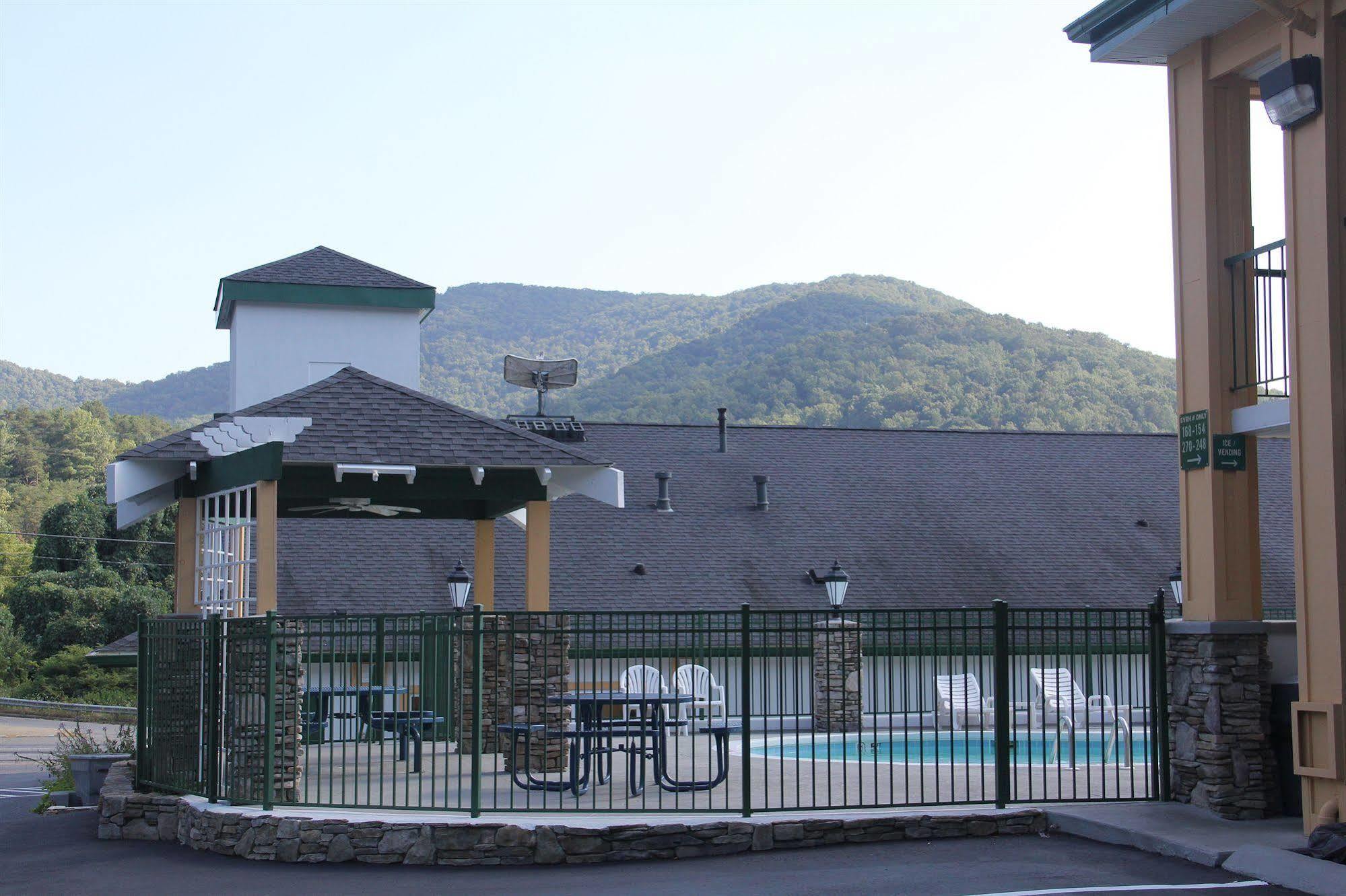 Quality Inn & Suites Biltmore East Asheville Dış mekan fotoğraf